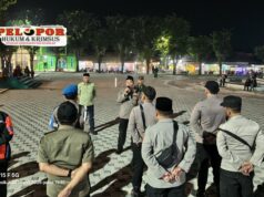 Kapolsek Sangkapura IPTU Andik Asworo Pimpin Apel Pengamanan Malam Takbiran Idulfitri 1447 H.