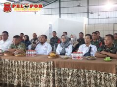 Dandim 0816/Kab.Sidoarjo menghadiri Zoom Meeting Evaluasi Pembangunan KDKMP bersama Wakil Panglima TNI dan aster panglima mayor jenderal suhardi di gedung KDKMP