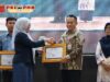 Bupati Andi Rudi Latif Terima Penghargaan ULM atas Dukungan Program KKN Lingkungan Hidup