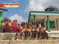 Bang Arul Tingkatkan Kenyamanan Sarana Ibadah, Halaman Masjid di Desa Mantawakan Mulia Kini Lebih Tertata