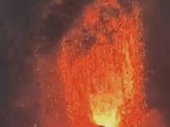 Prabowo Imbau Masyarakat Tetap Tenang dan Waspada Hadapi Aktivitas Gunung Anak Krakatau