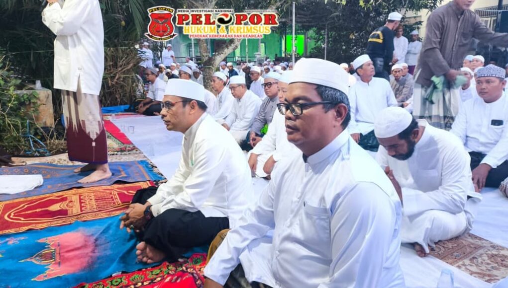 Wabup Kotabaru Hadiri Haul ke-23 Guru Cantung, Ribuan Jemaah Padati Laladang Musafir